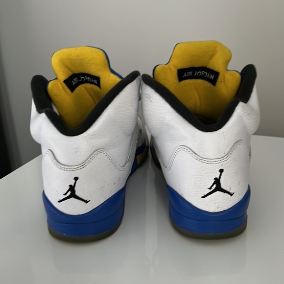Air Jordan - Picture 3 of 3